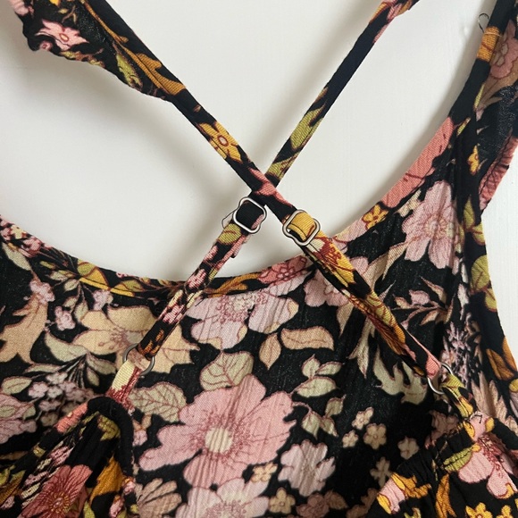 SO Goods For Life- floral mini dress - Picture 3 of 7